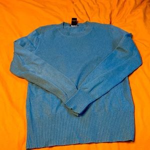 Theory cashmere sweater. Crewneck size medium